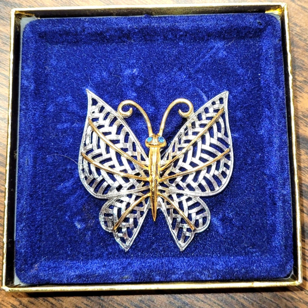 Avon 1972 Goldtone and SilvertoneButterfly Pin/Brooch In Box